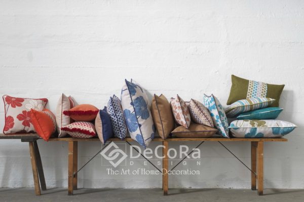 LxxA001-perne-decorative-model-floral-rosu-buline-albastru-verde