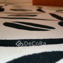 LxxC009-covor-alb-negru