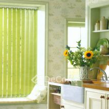 LxxJ004-jaluzele-verticale-verde-bucatatarie