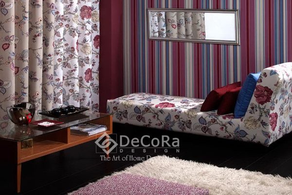 LxxT037-draperie-alb-model-floral-rosu-albastru-verde-clasic