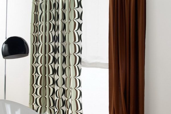 PXXT109-draperie-alb-negru-cercuri-geometric-maro