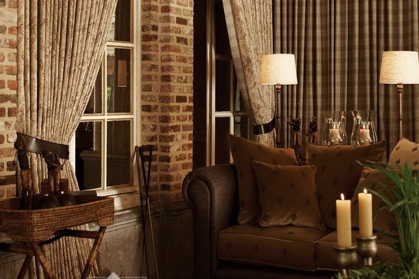 PXXT119-draperie-clasic-elegant-alb-maro-abstract