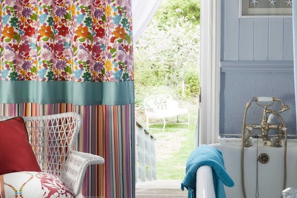 PXXT151-draperie-floral-geometric-roz-rosu-mov-albastru-auriu-dungi-perdea-alb