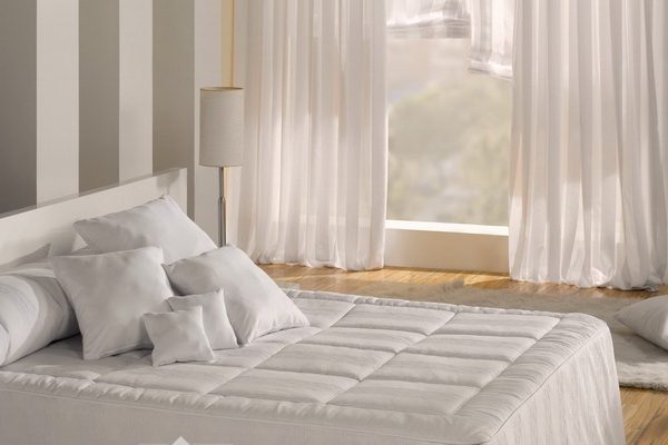 PXXT193-perdea-alb-dungi-sistem-venetian-modern