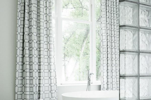 PXXT234-draperie-model-geometric-alb-negru