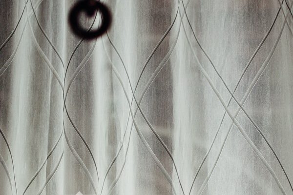 PXXT246-perdea-geometric-alb-clasic-gri