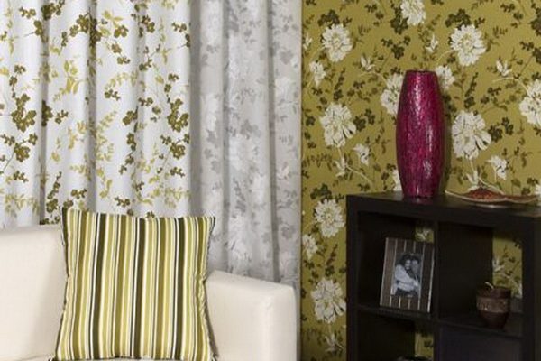 PXXT258-draperie-model-floral-verde-auriu-perdea-alb-gri