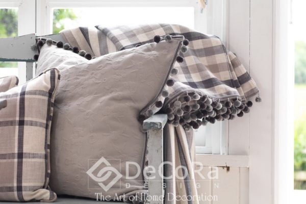 SxxA031-perne-decorative-carouri