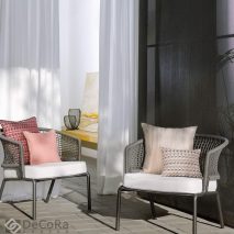 ALHAMBRA-PALMA-F1-TERASA-PERDEA-FIBRA-NATURALA-IN-FLUIDA-ALB-NEGRU-ACCESORII-PERNE-DECORATIVE-COLORATE