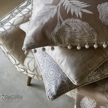 BOHEMIAN CAM 6-PERNE-DECORATIVE-BEJ-NUANTE-INFLUENTE-METALICE-CIUCURI