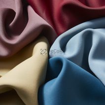 CALM & GENTLE CAM 4-PERDELE-COLORATE-PERDEA-ALBASTRA-GALBENA-ROSIE-TESATURI-MATERIALE-TEXTILE-DRAPERII-COLORATE