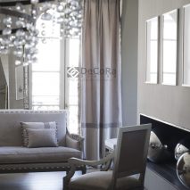 DIVA_2-HOULES-DRAPERIE-BEJ-TAPITERIE-CANAPEA-PERNE-DECORATIVE