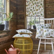 PICK 'N' MIX CAM 1-STORURI-ROMANE-IMPRIMEU-PLANTE-GHIVECI-PERNE-DECORATIVE-IMPRIMEU-ASORTAT-PLANTE-GHIVECI