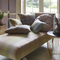 PIZZAZZ CAM 1-TAPITERIE-TABURET-CAROURI-MULTICOLOR-PERNE-DECORATIVE