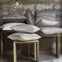 UTOPIA CAM 3-PERNE-DECORATIVE-IMPRIMEU-GRI-MARO-INCHIS-METALIC