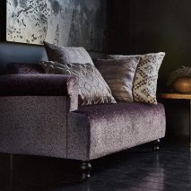 VELOCITY CAM 5-PERNE-DECORATIVE-DIVERSE-IMPRIMEURI-TAPITERIE-CANAPEA-LILA-MODEL-SPECIAL