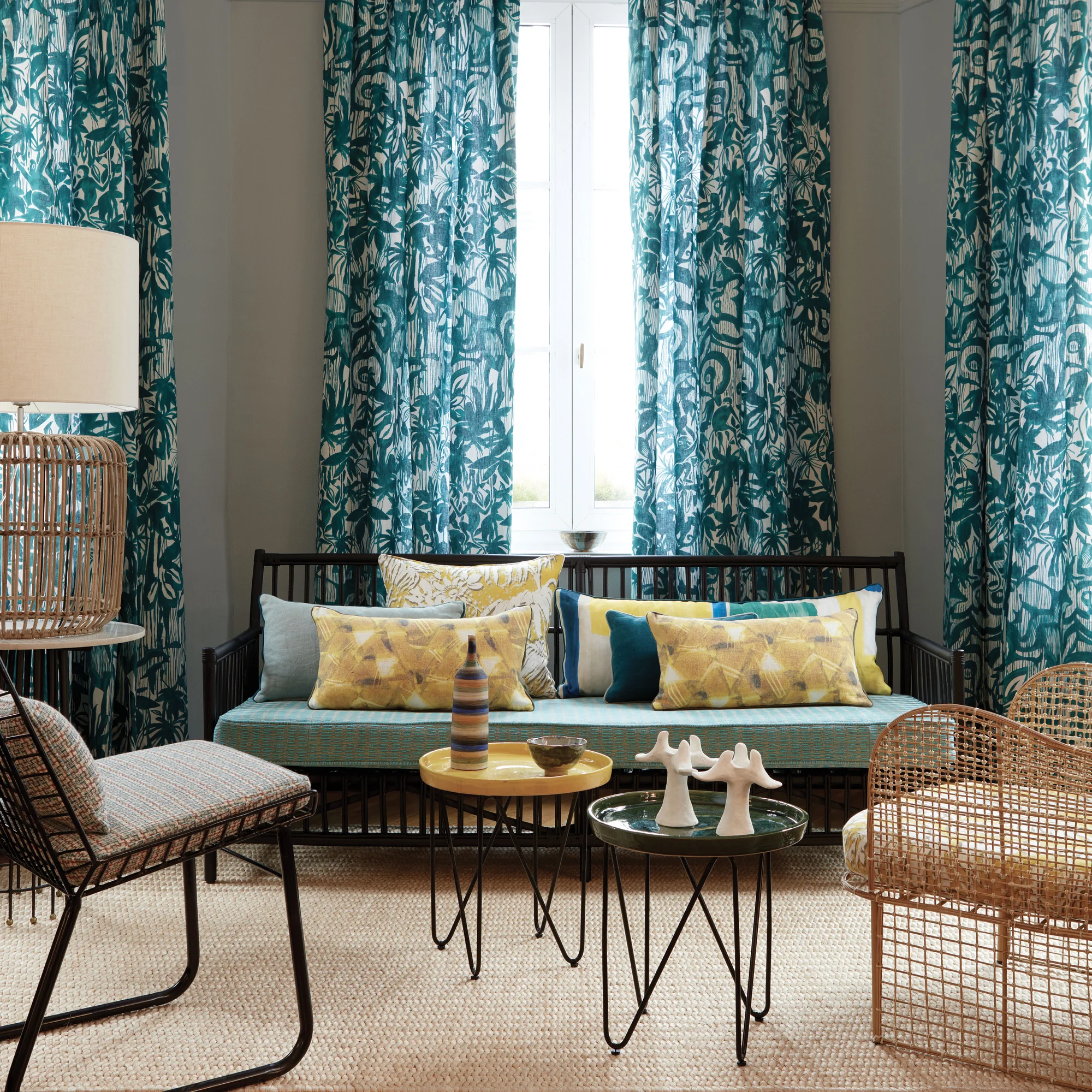 Perdele de in de lux cu model abstract turcoaz