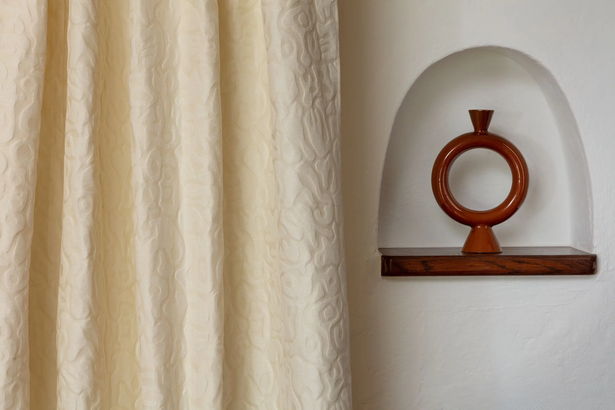 Draperii de in de lux crem cu model embosat