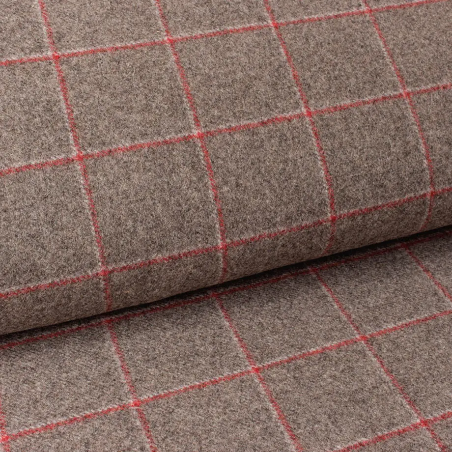 Draperii de lână de lux cu proprietăți funcționale