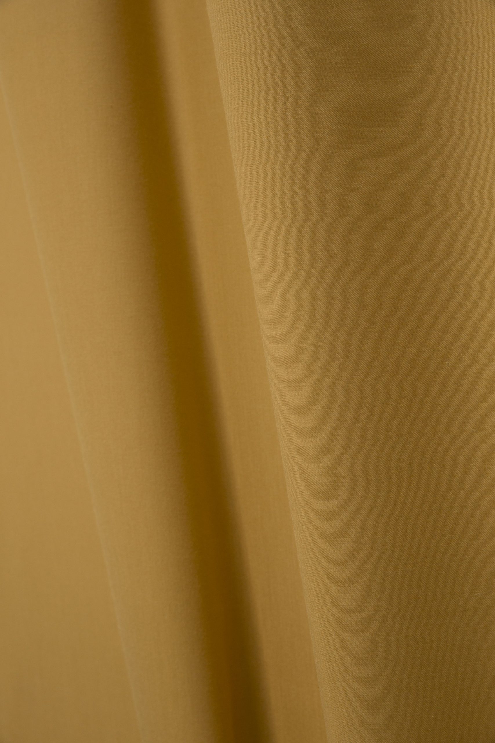 Material pentru draperie blackout sau dimout galbenă simplă