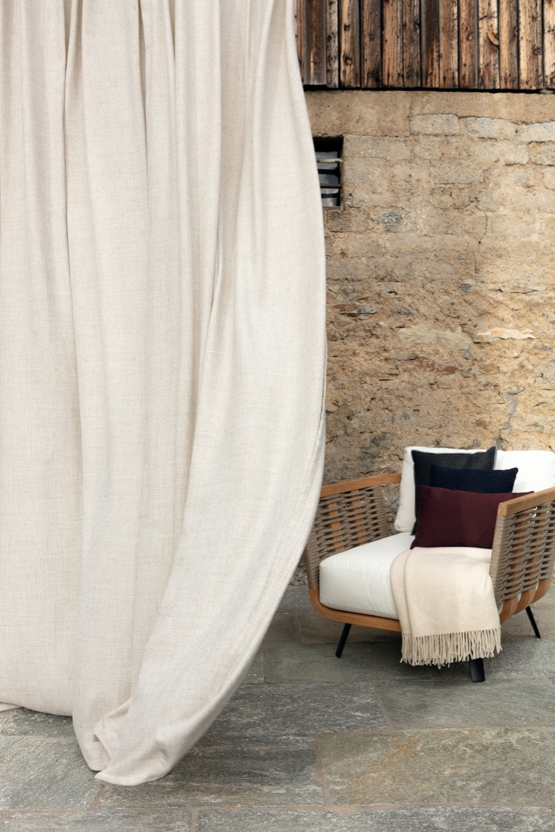 Draperii ignifugate uni albe moderne cu aspect de in