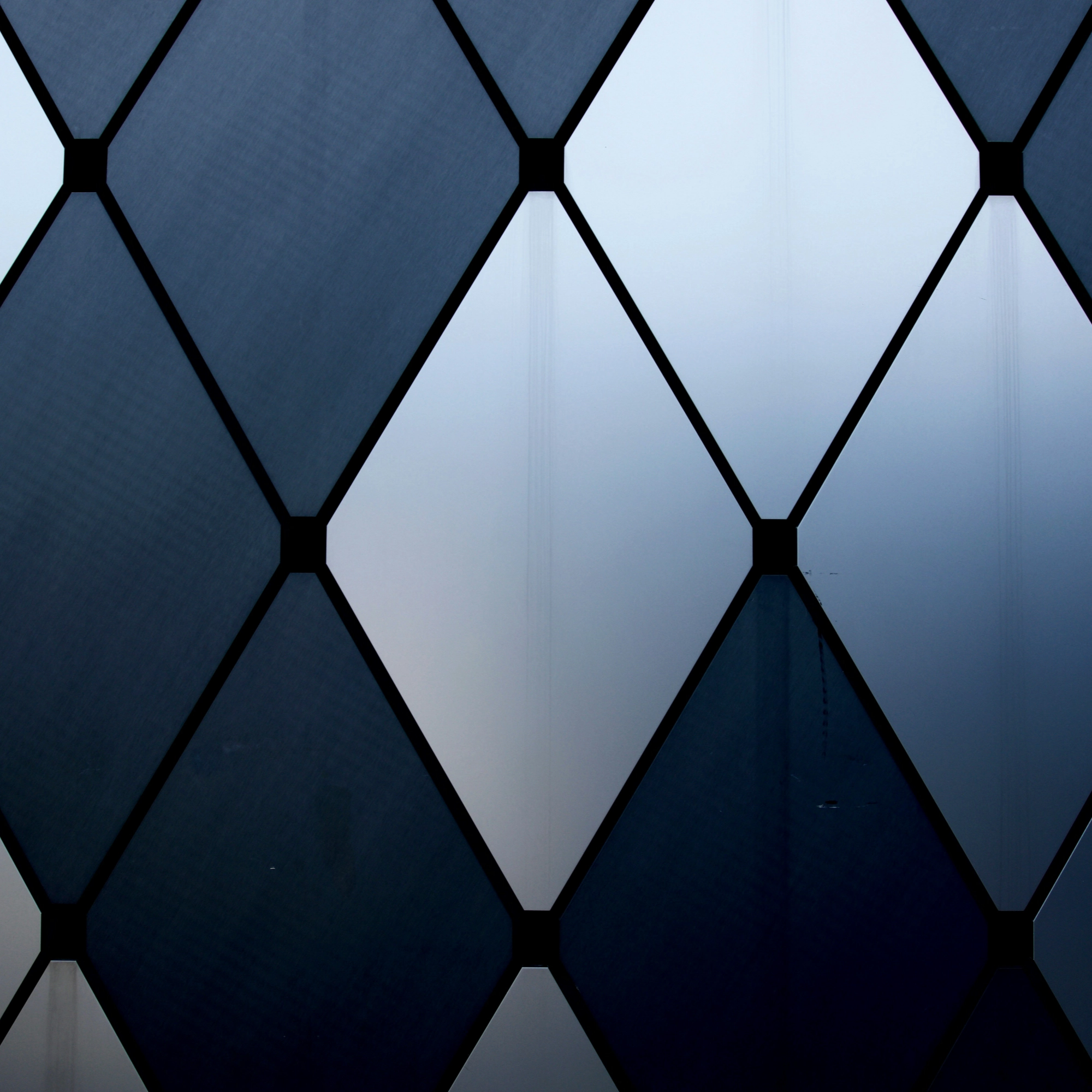 Design structural pentru perdele metalice din aluminiu sau inox