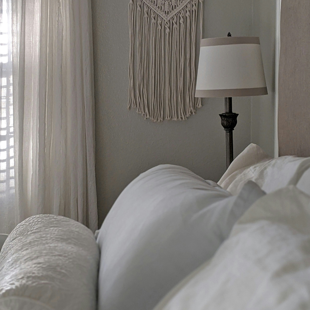 Eficiență energetică - menține temperatura interioară constantă prin draperii blackout sau dimout