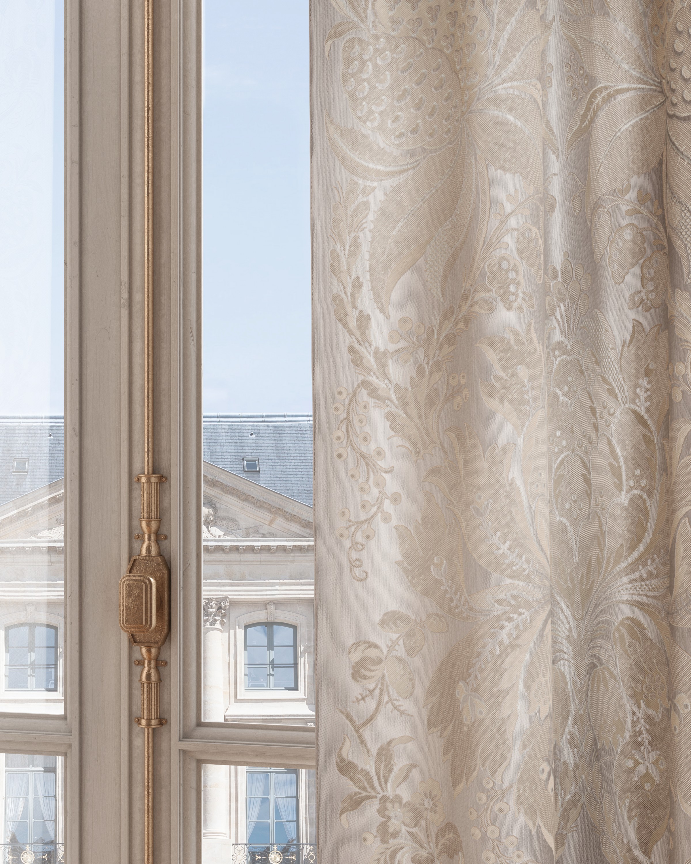 Draperie de mătase naturală albă cu model clasic - lux Draperie de mătase naturală albă texturată cu model clasic într-un living rafinat