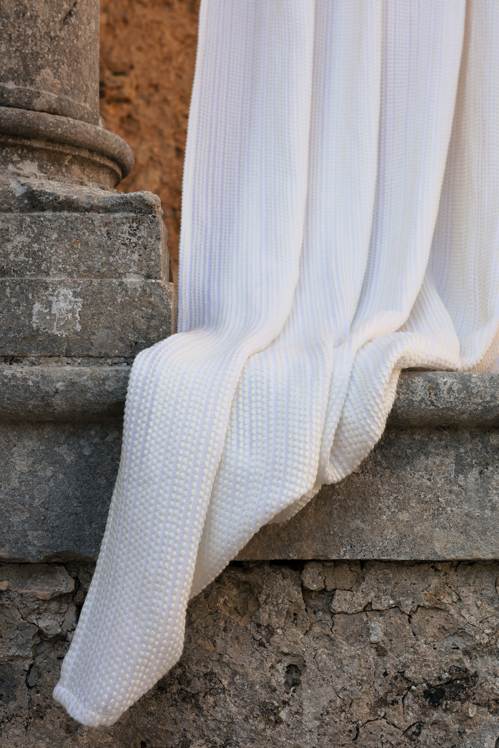 Perdele de lână de lux albe uni