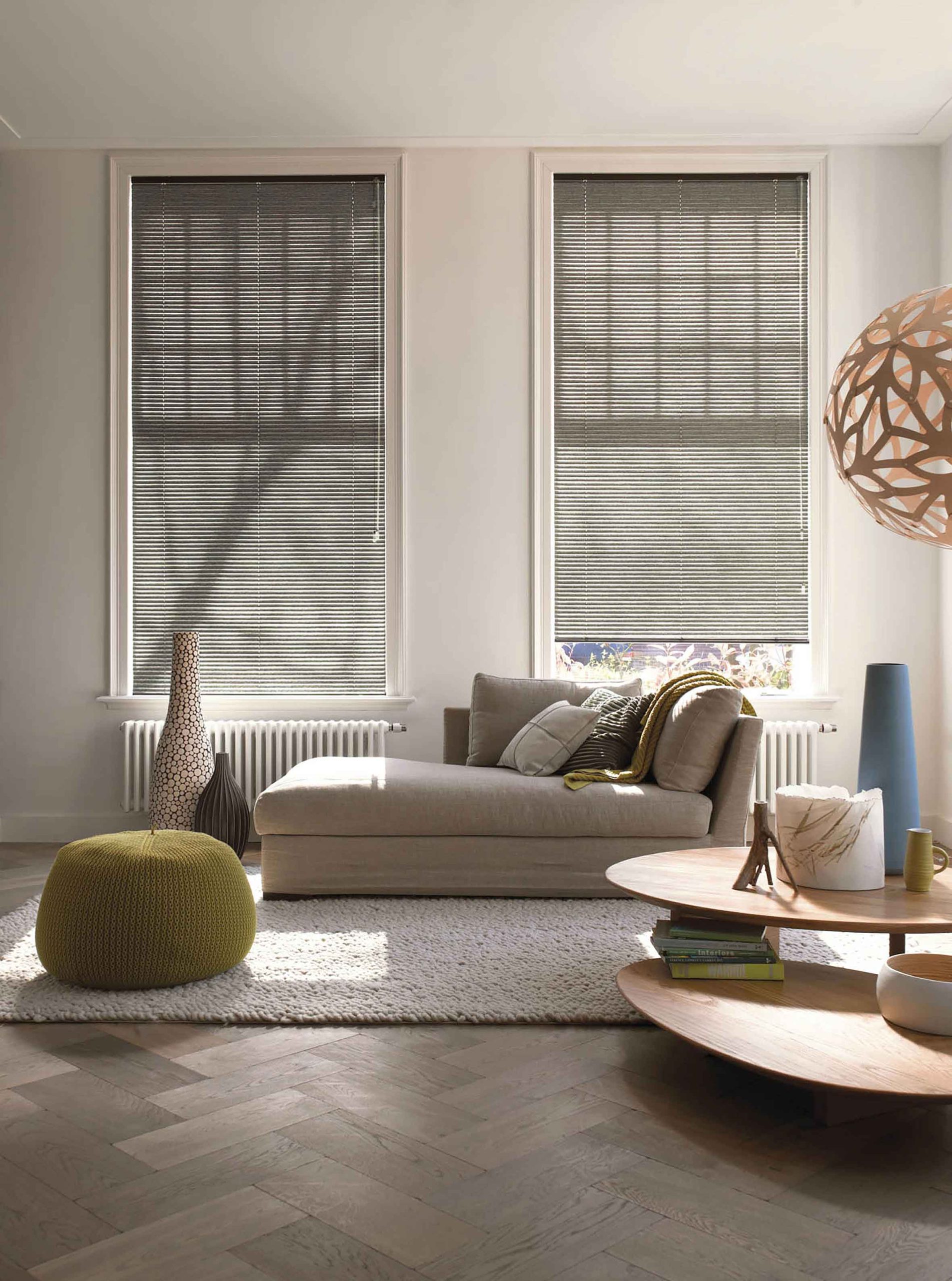 Jaluzele de bambus pentru living