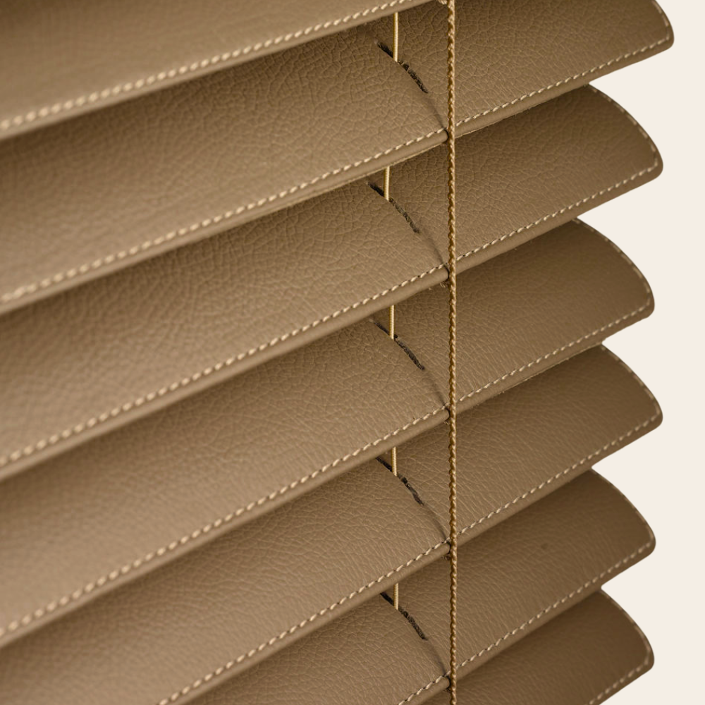 Jaluzele de piele orizontale