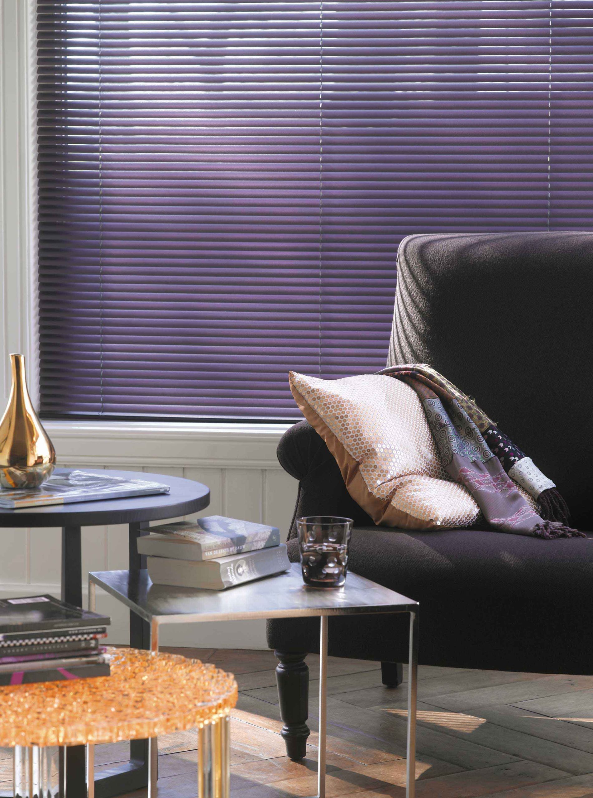 Jaluzele din aluminiu pentru living