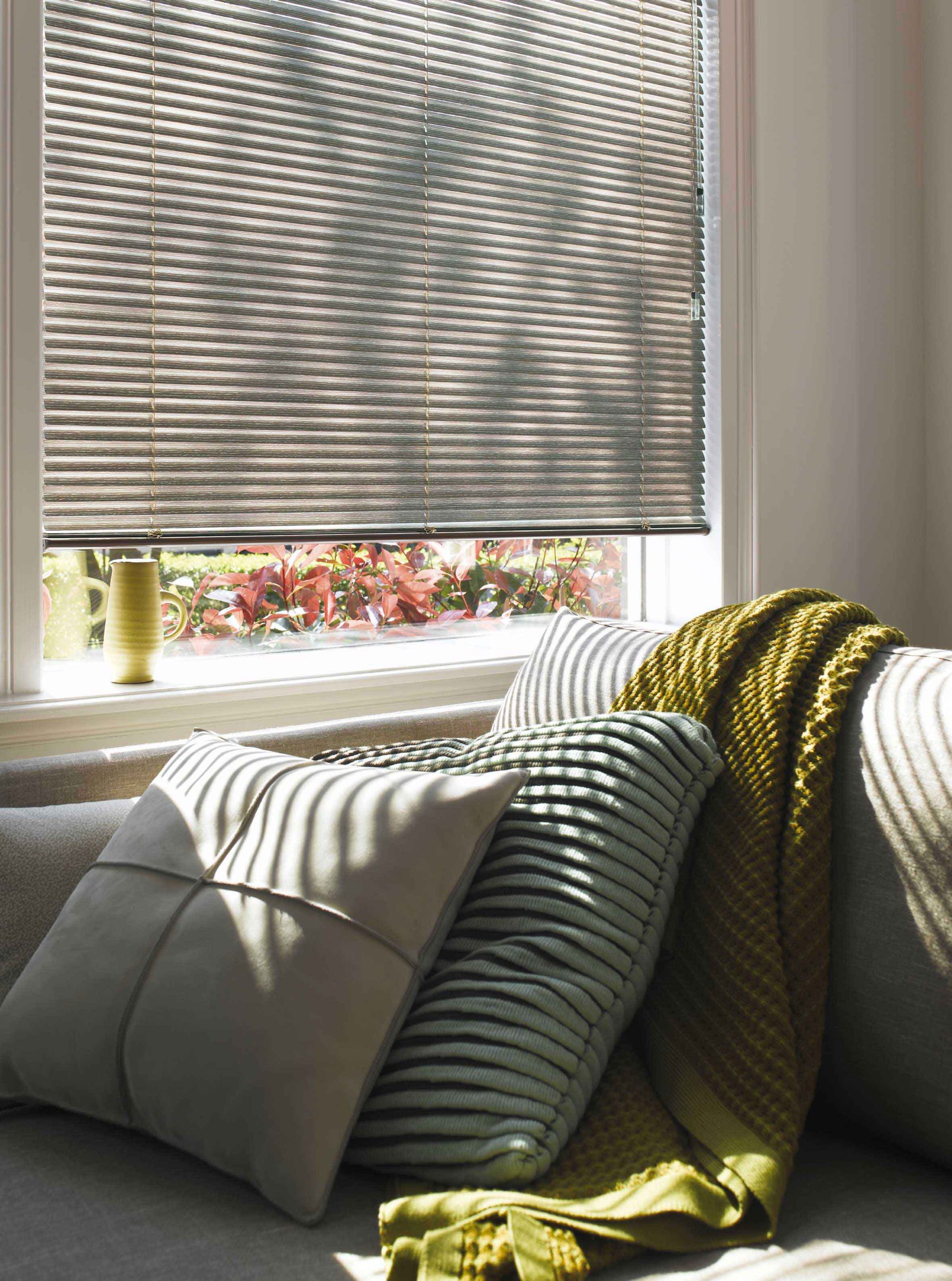 Jaluzele din aluminiu pentru living